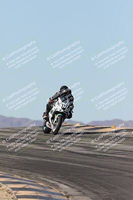 media/Dec-07-2025-CVMA (Sun) [[3e7d2de5dc]]/Race 7-Formula Lightweight Twins Shootout/